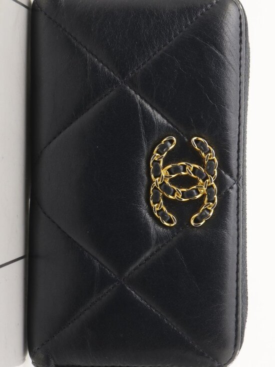 CHANEL Handbags - Chanel Wallet